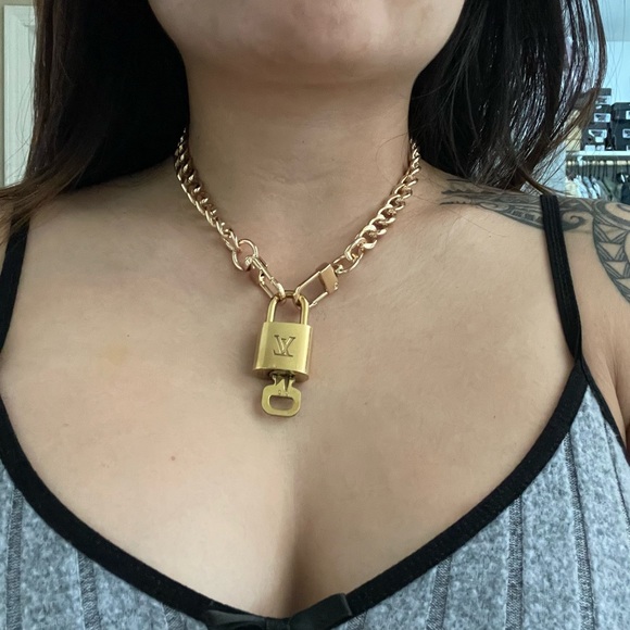 Authentic Louis Vuitton Lock and Key #313 - Picture 3 of 7